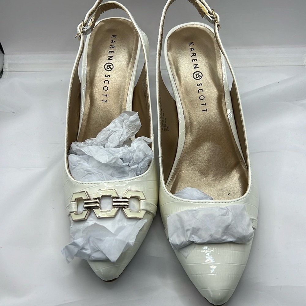 Karen Scott Gildda shoes size 9.5 NIB